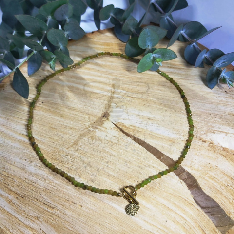 just green (choker) just green (choker)