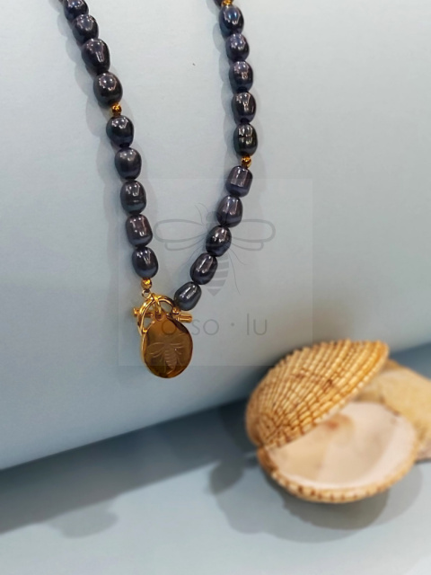 skarb muszli dark (choker) skarb muszli dark (choker)